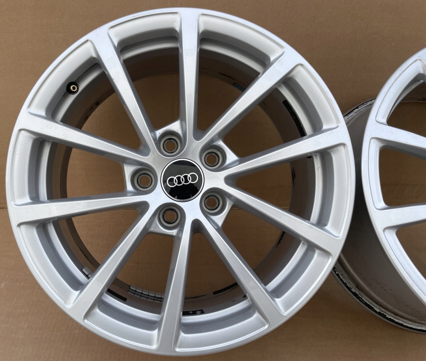 disc AUDI A6 C8 17'' 4K0601025 ET36 original KOMPLET