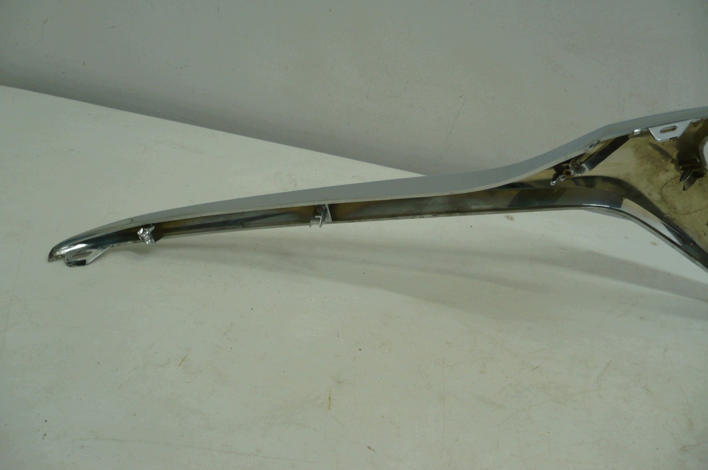 MAZDA 6 GJ LIFT 18- moulding grille GRILLA left original