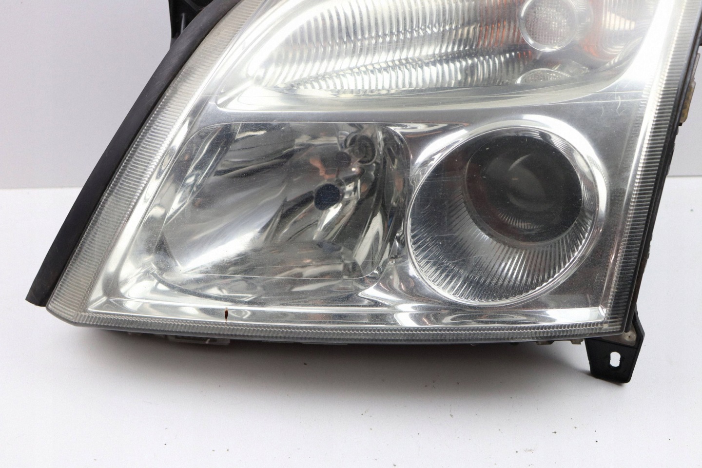 OPEL VECTRA C light front left front EUROPA XENON 15588700 OPIS