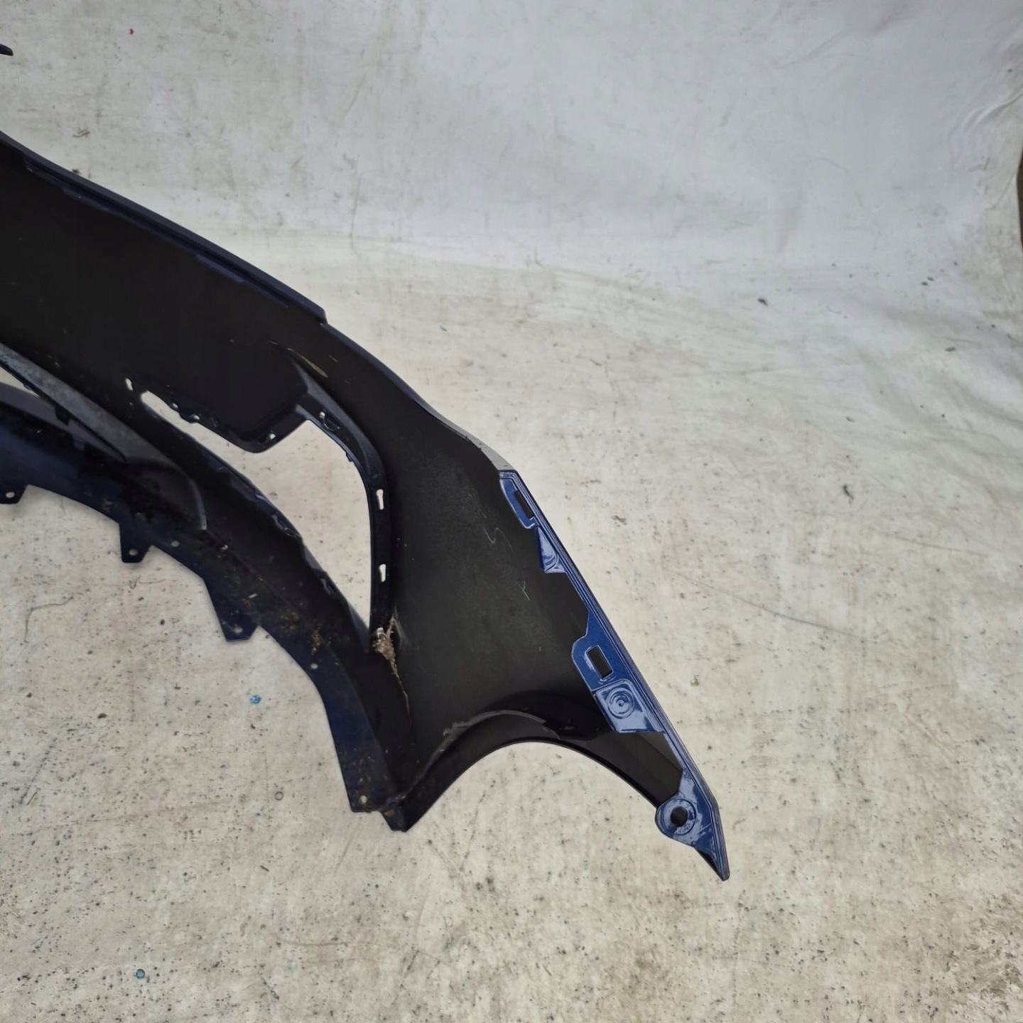 OPEL INSIGNIA B LIFT 20- bumper front front PDC 39140468