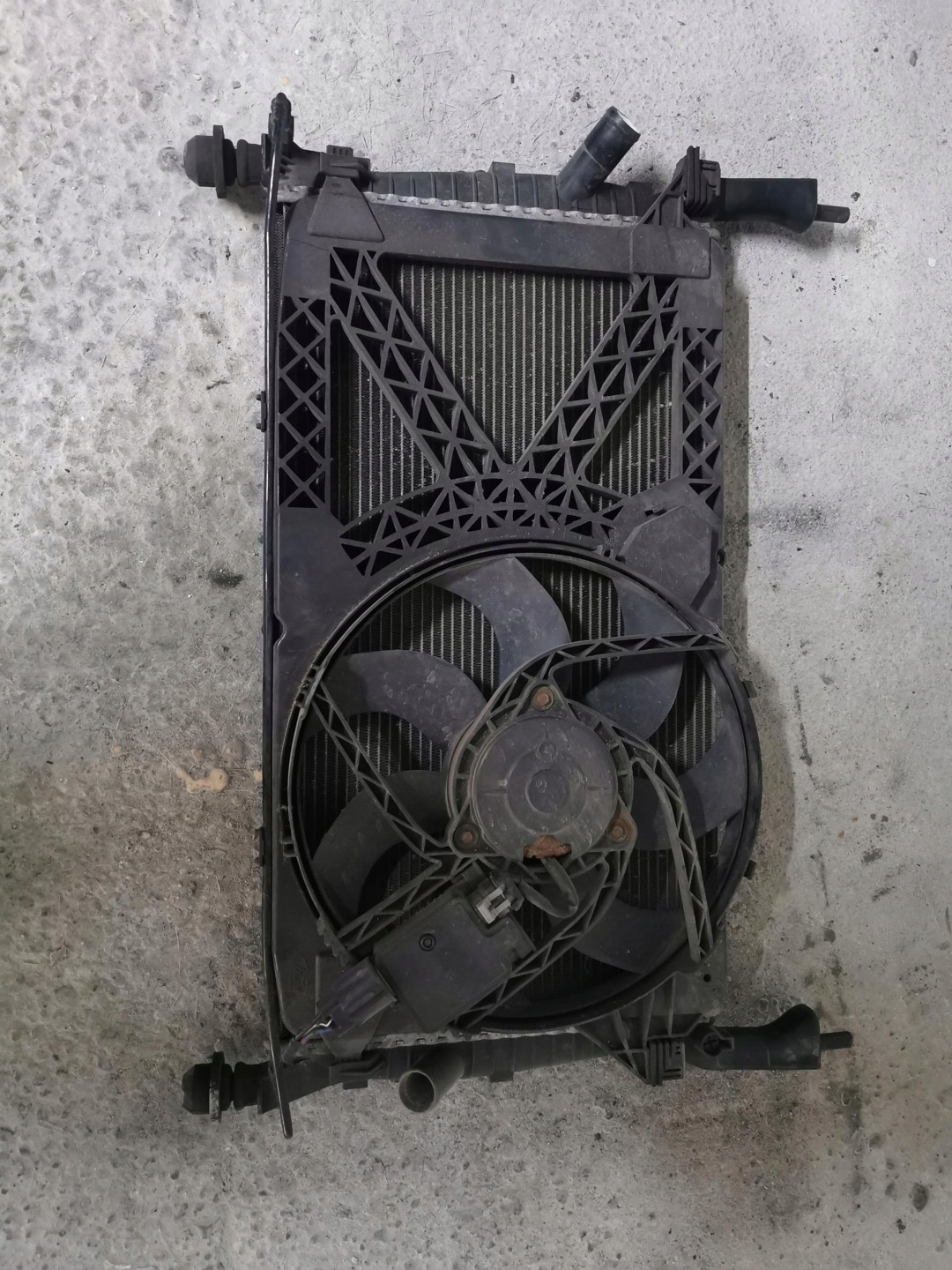 water cooler FORD TRANSIT MK7 2.2 6C11-8005-AD