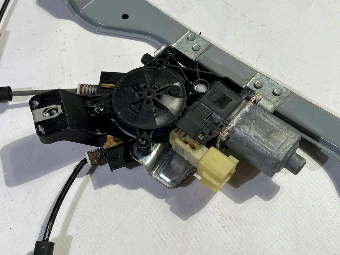 window regulator mechanism door przednich front left Ford F150 2015