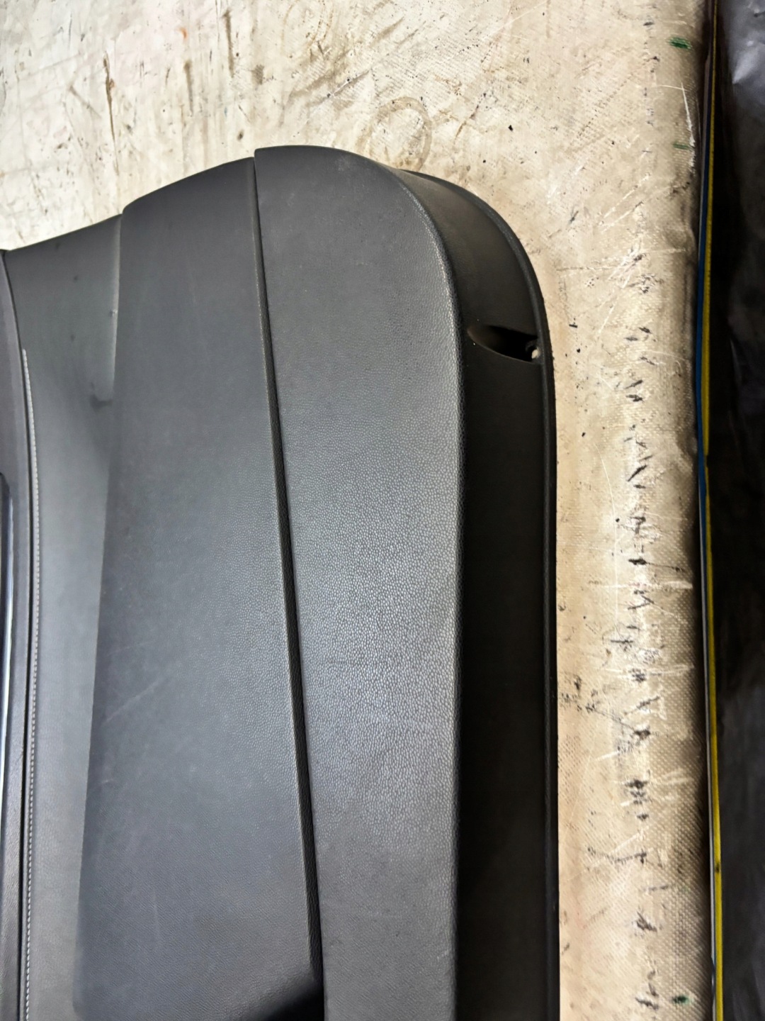 side door right front Opel Astra H III 3 GTC HB 3D 13221168