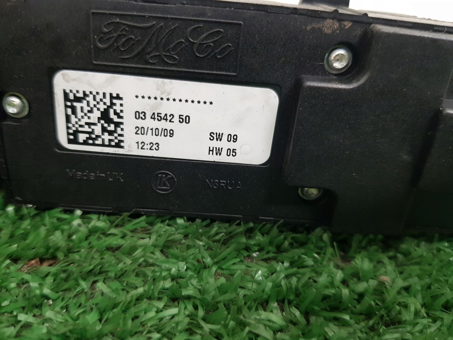control panel of the window driver´s LAND ROVER FREELANDER 2 03454250