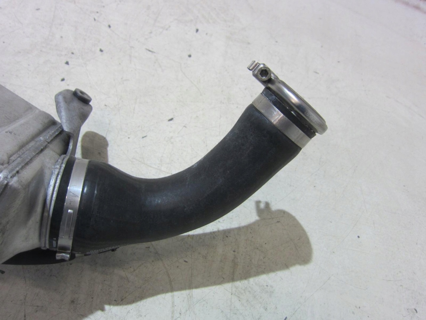 BMW F10 550I N63 intercooler 7575402 radiator