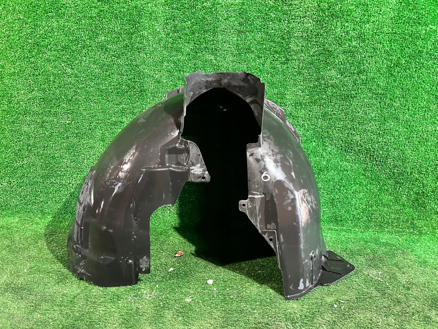 mudguard right front VOLVO XC60 II