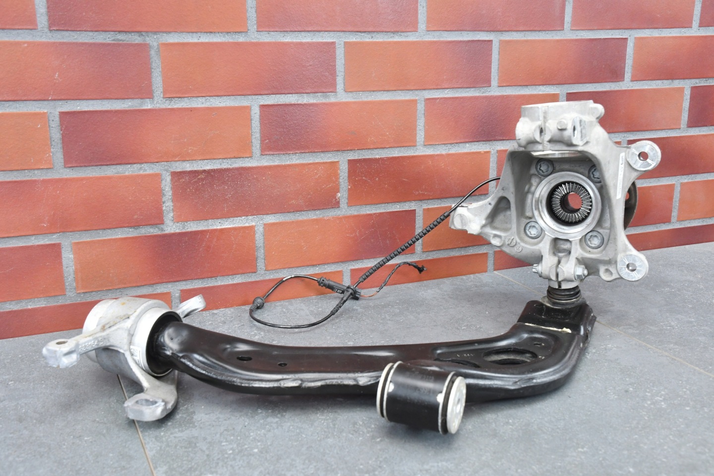 swing left front shock absorber left front BMW 1 F40 M135iX 5750km