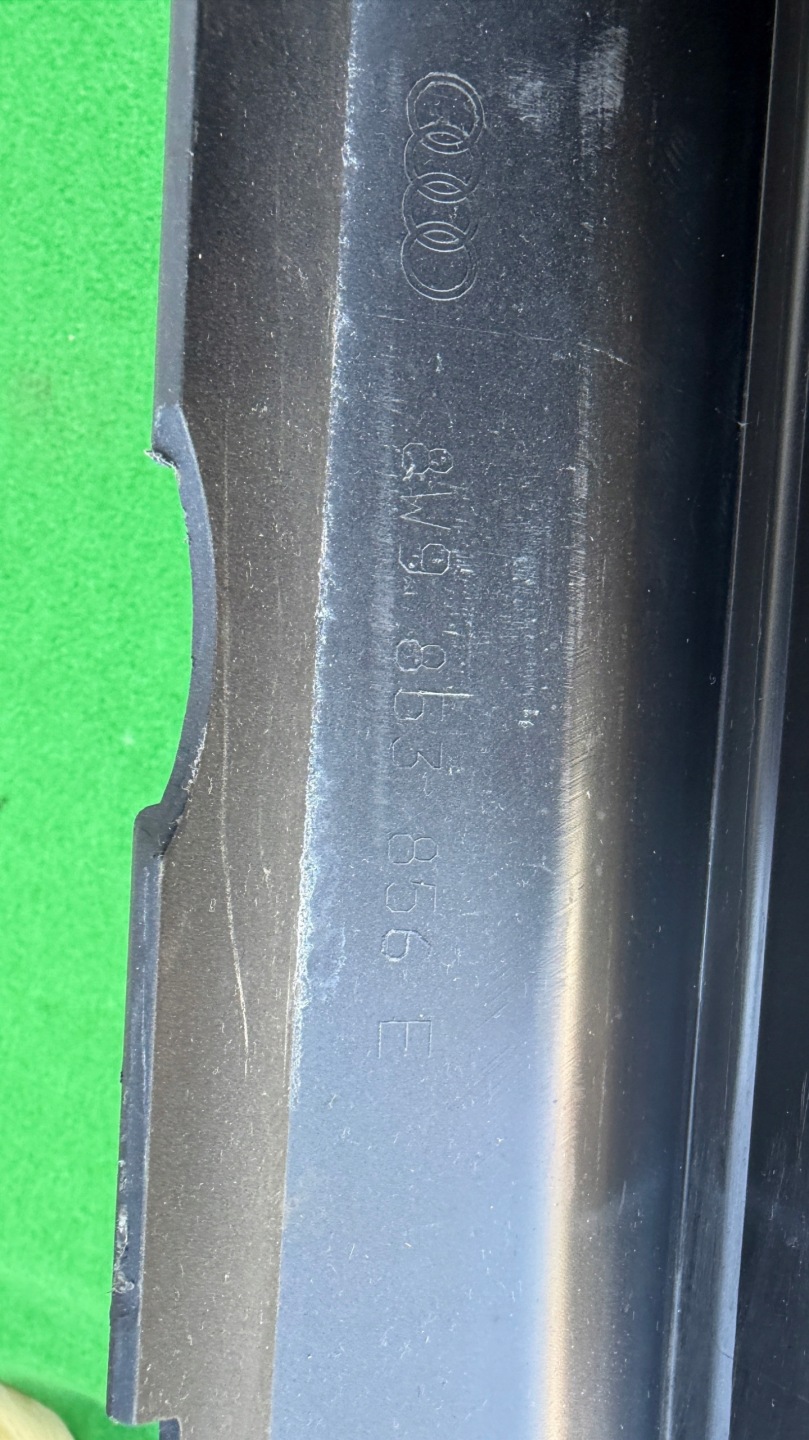 AUDI A4 B9 ALLROAD 8W9 right threshold moulding threshold right 8W9853856E C5PK