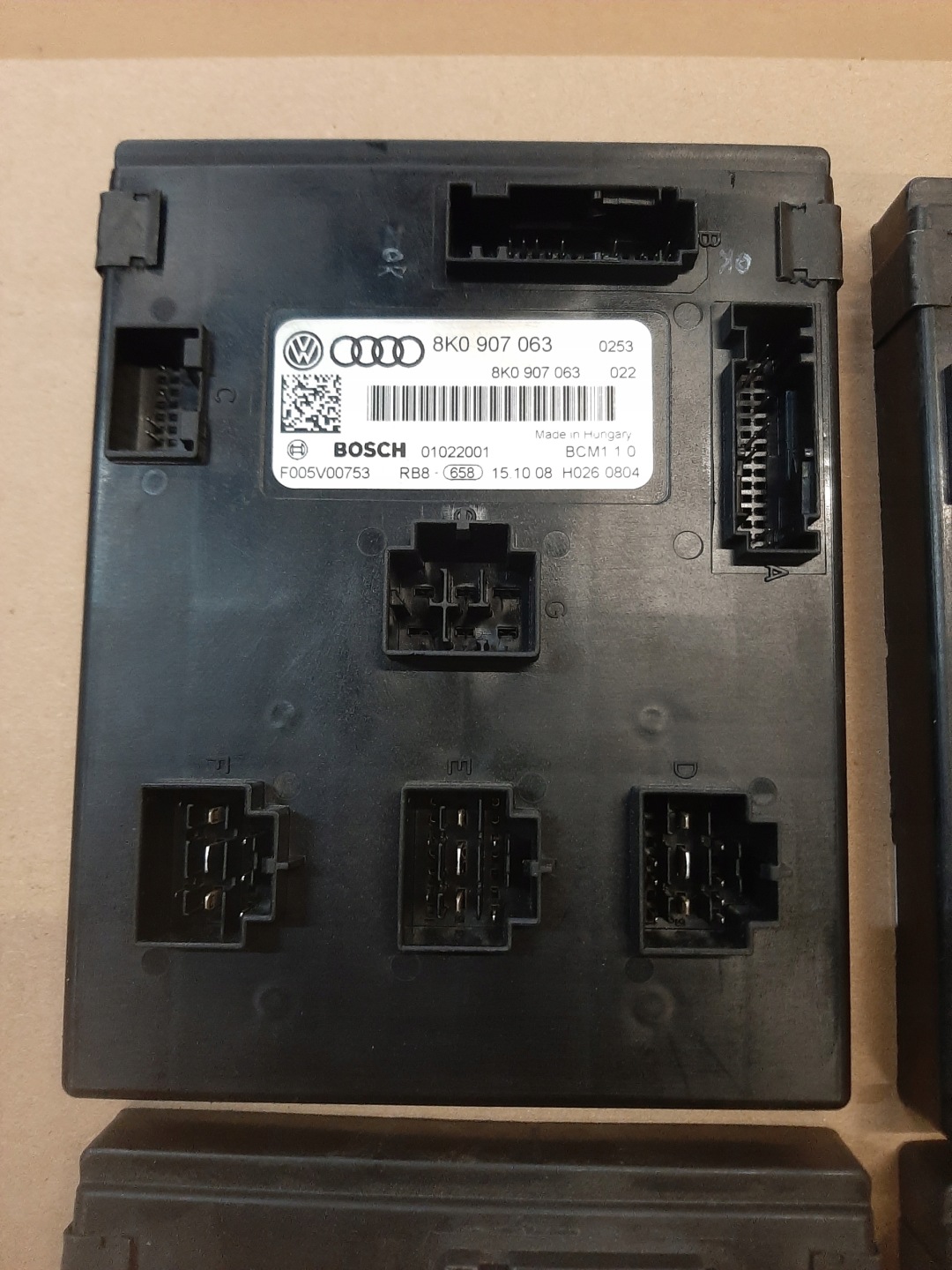 AUDI A4 B8 A5 modul Bedienteil KOMFORTU 8K0907063