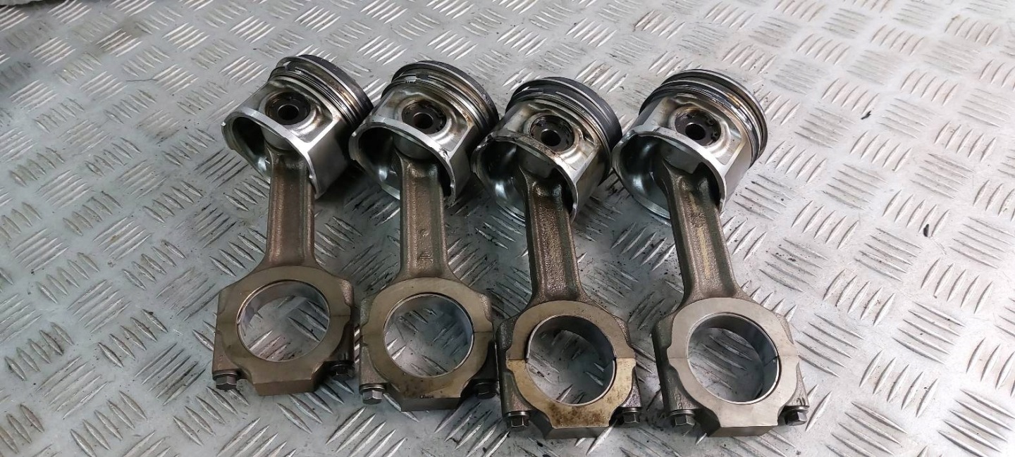 pistone + Biella ALFA ROMEO 147 e 1.9 JTD