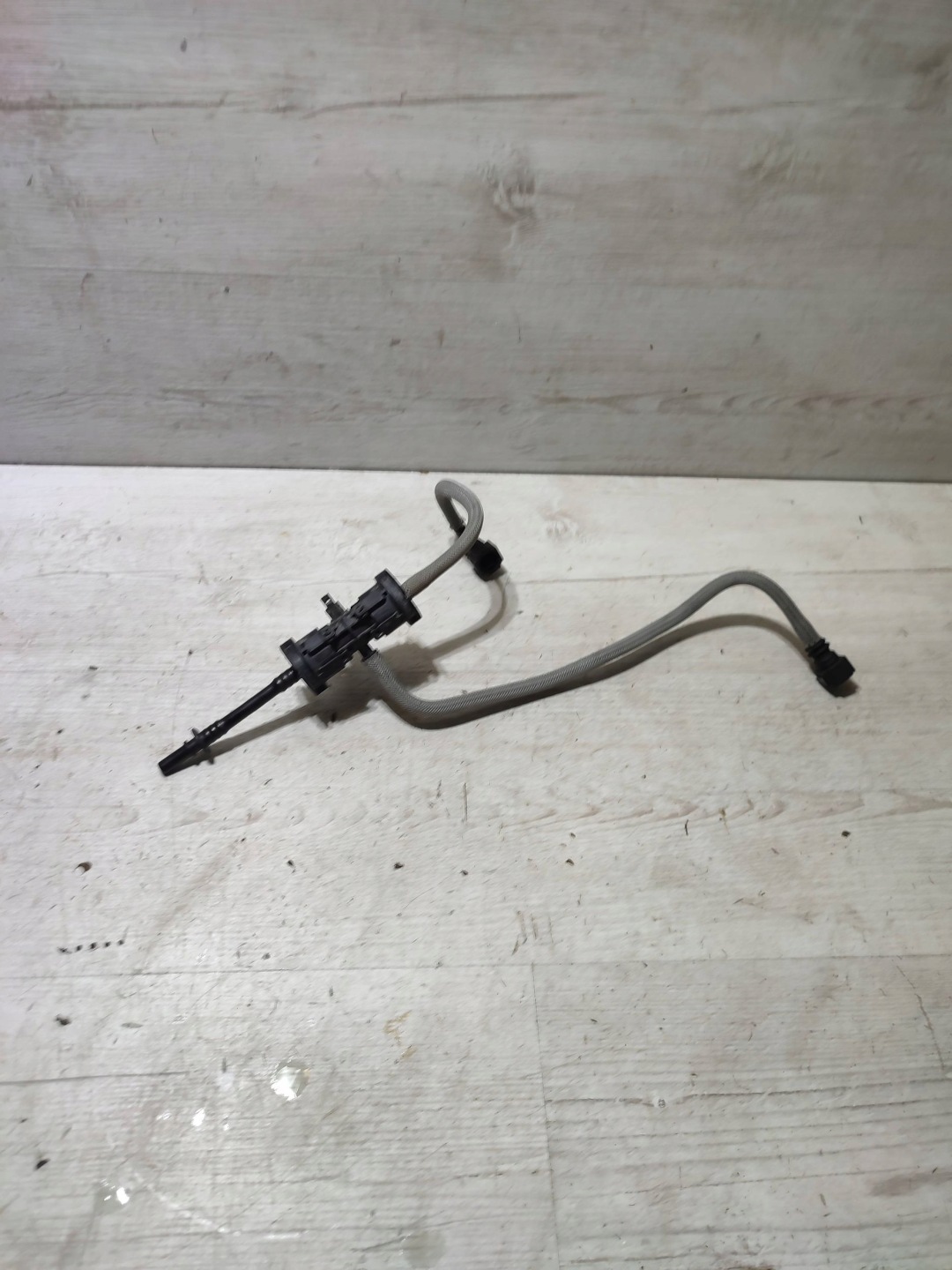 Peugeot 2008 and 2018 fuel line