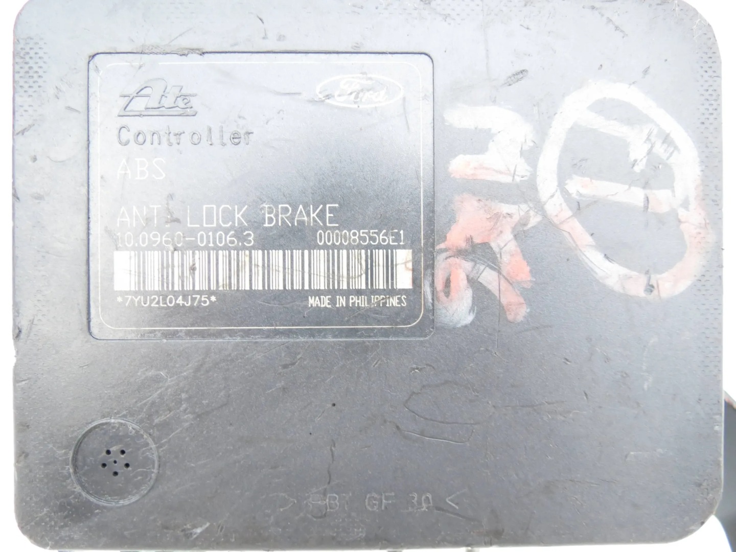 Ford control unit ABS 2S612M110CE Ford pump ABS D351437A0B 10020600934