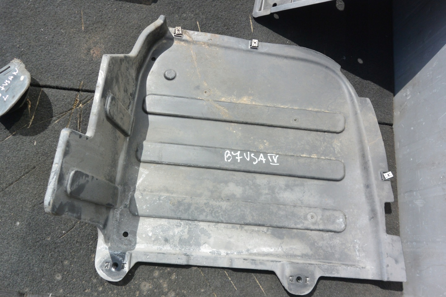 ABDECKUNG BLENDE ABDECKUNG UNTERFAHRSCHUTZ KPL VW PASSAT B7 USA