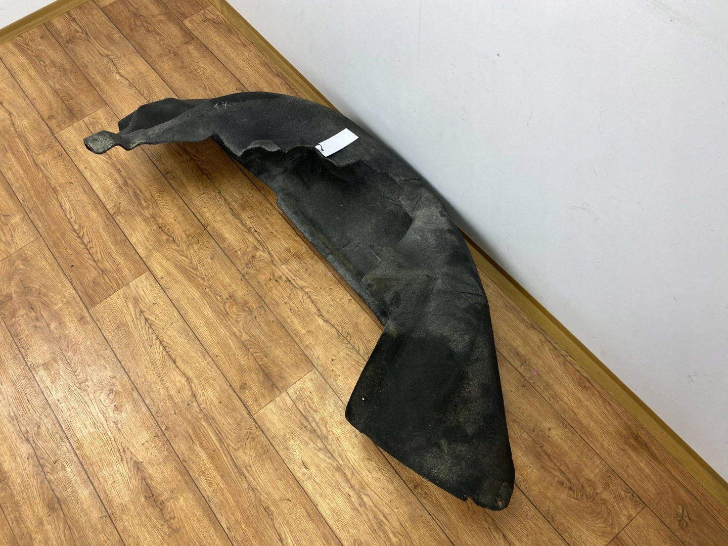 mudguard rear. left Ford Edge II 2019+