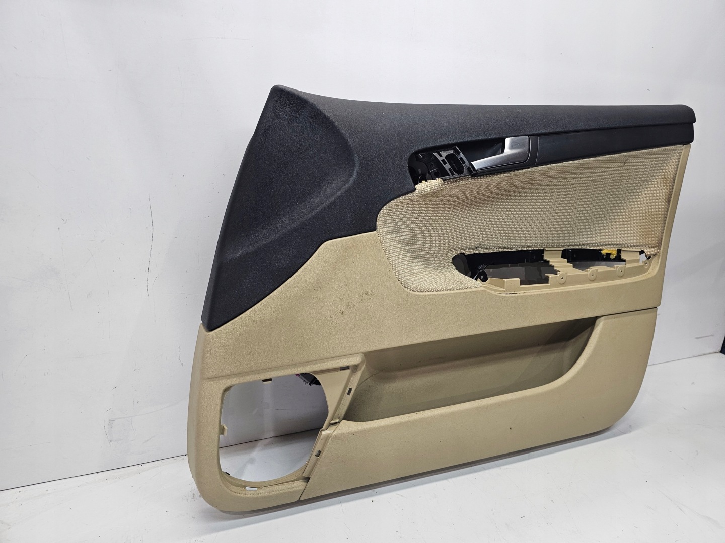 side door right front AUDI A3 8P 8P4867106 KREMOWY