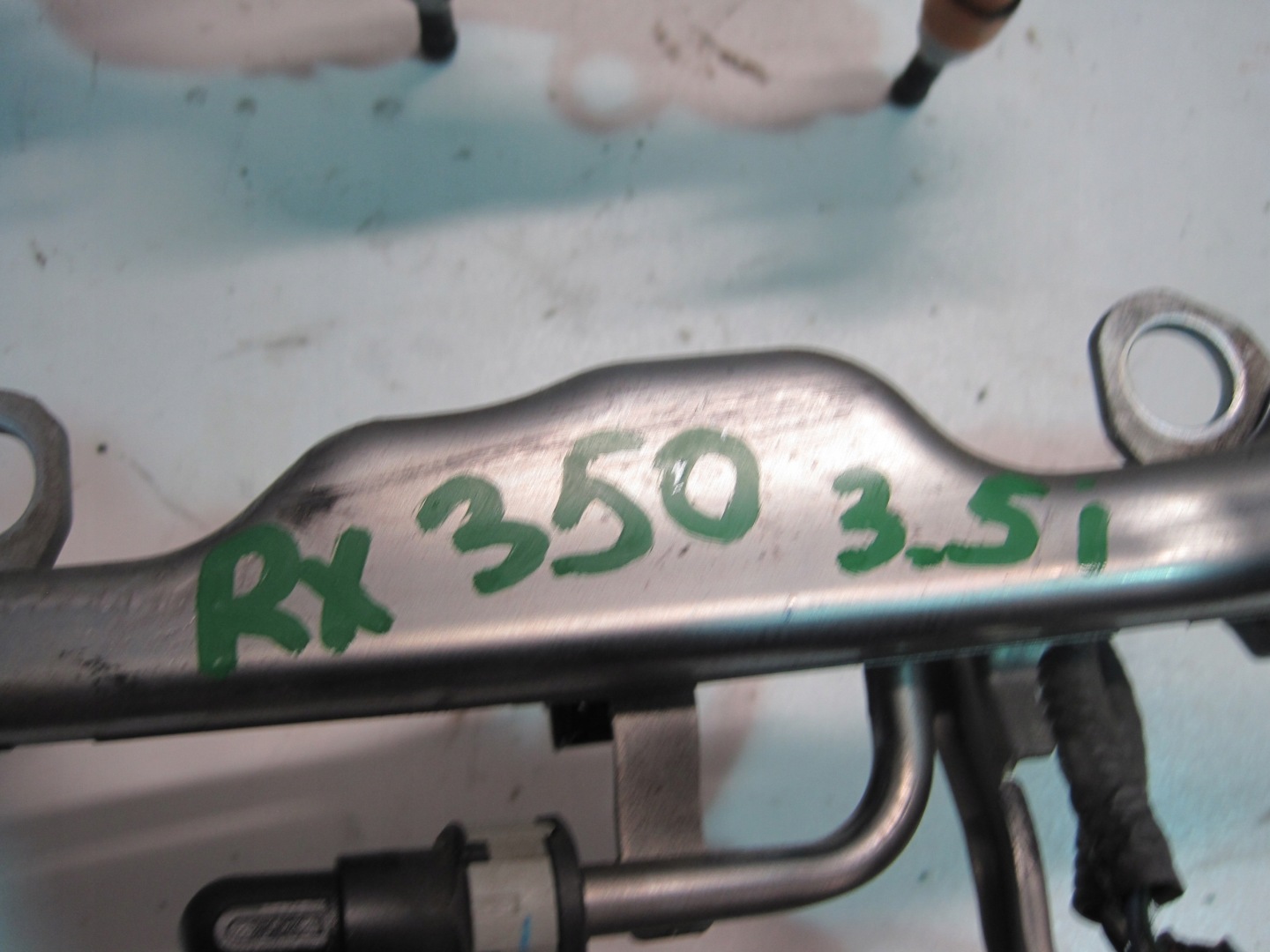 Rampe injection LEXUS RX 350 RX 350 3,5i