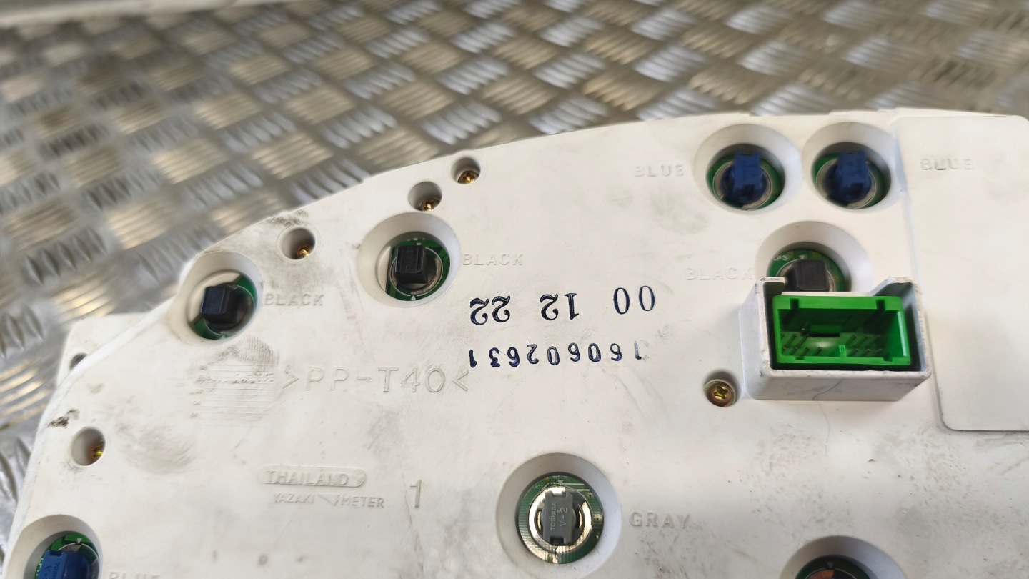 dials dials VOLVO S60 2001r 2.4B 9499668