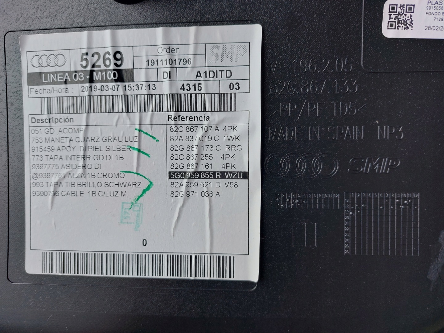 side upholstery door front rear part AUDI A1 82A 19r
