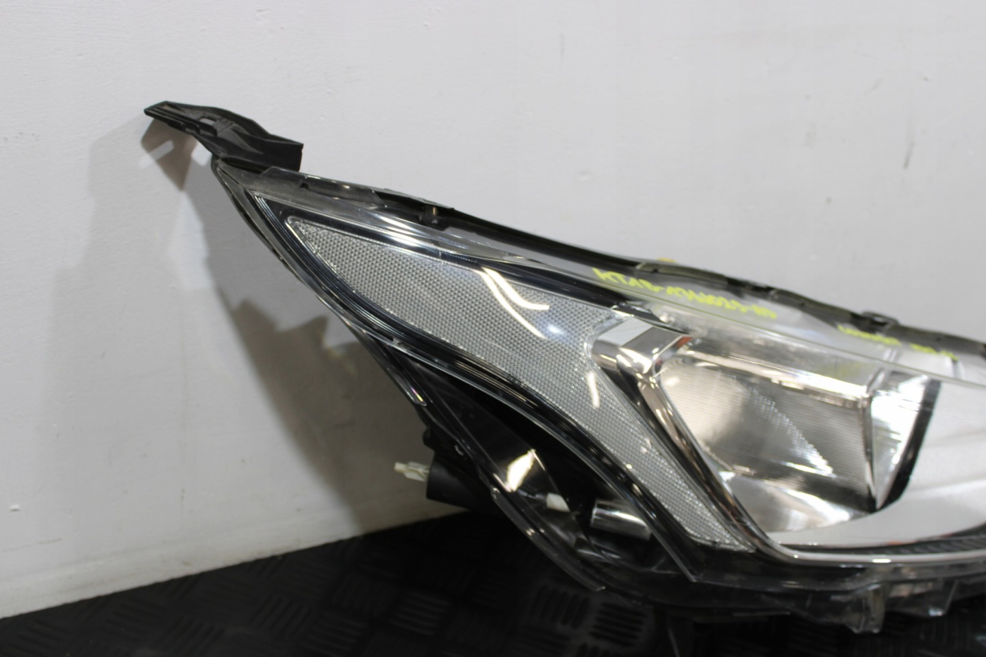 light right front KT1B-13W029-AD FORD TRANSIT CONNECT II MK2 FL