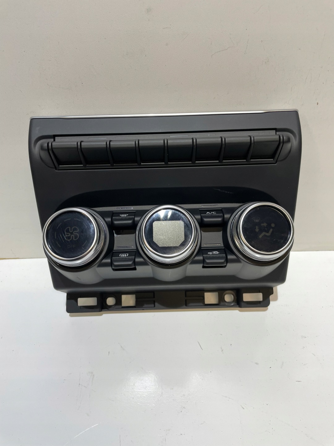 RENAULT CAPTUR II UNITE COMMANDE CLIMA 275100936R
