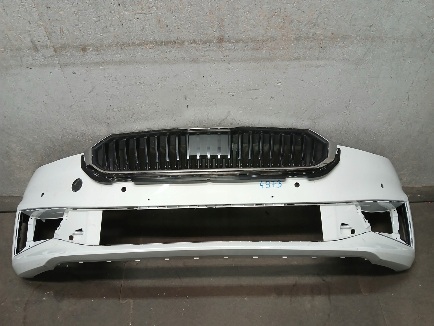 nárazník předek SKODA FABIA IV 4