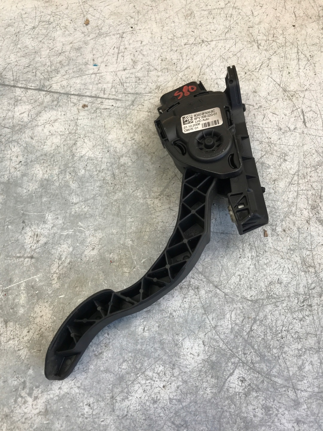 accelerator pedal potentiometer VOLVO S80 6G92-9F836-BC