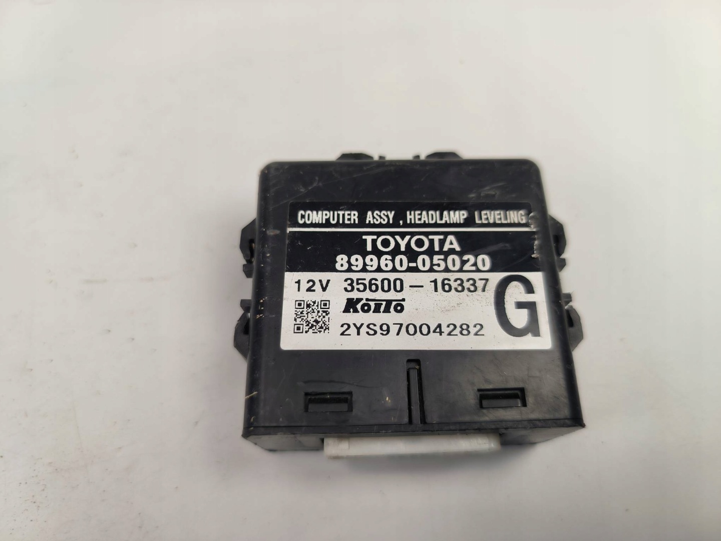 modulo luci 89960-05020 TOYOTA AVENSIS II
