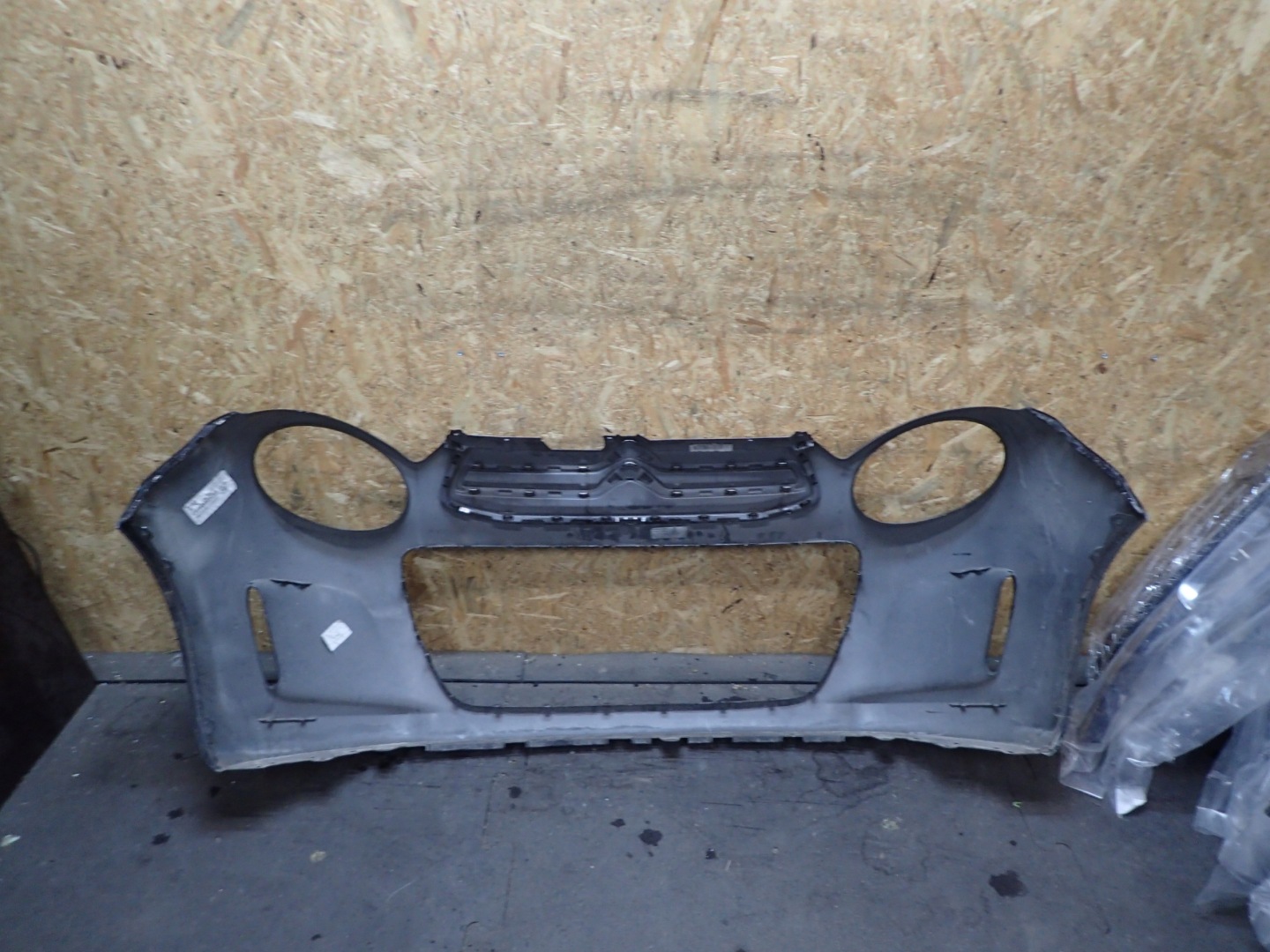 nárazník předek CITROEN C1 14