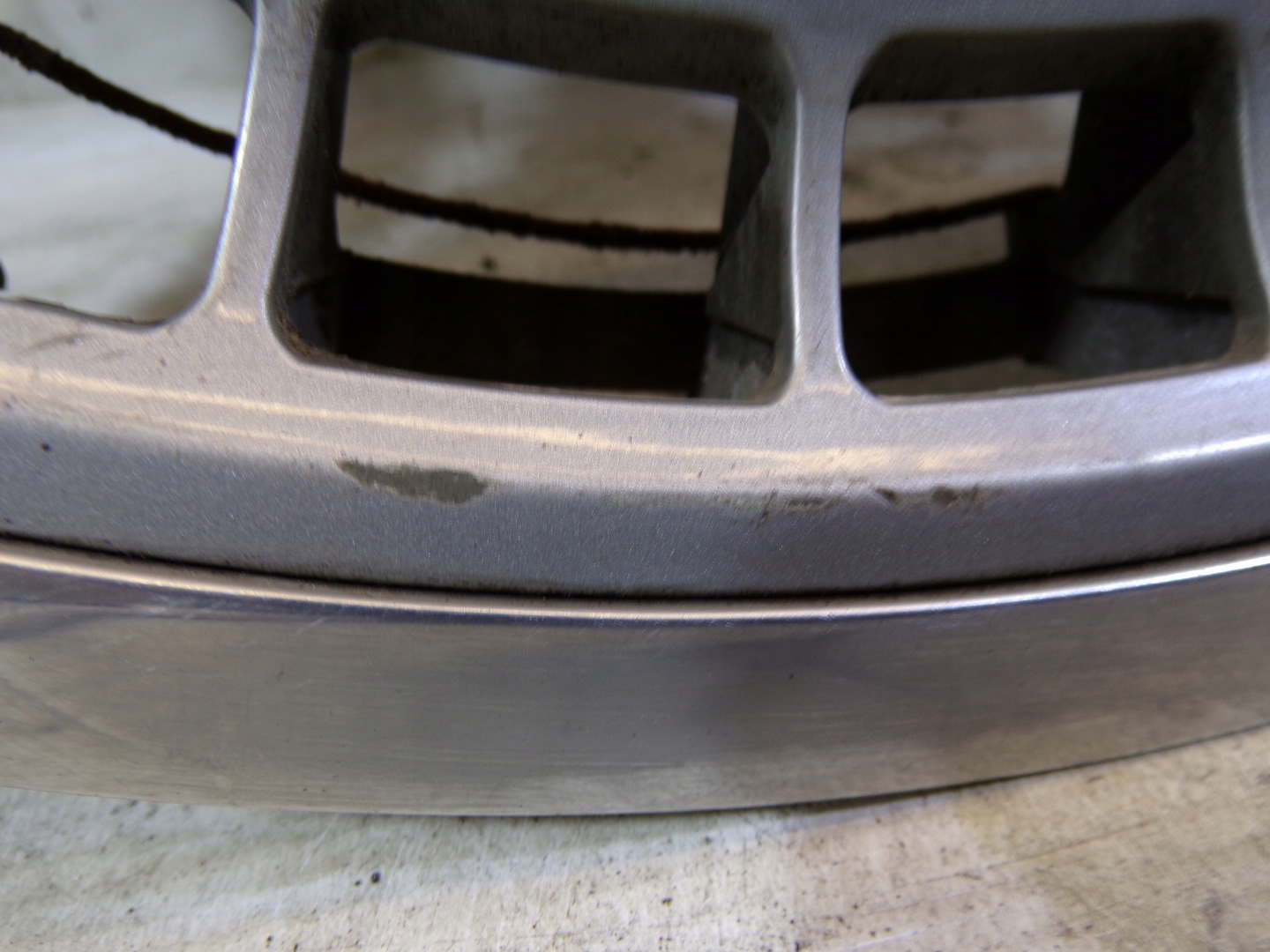 couvre/cache 16'' MERCEDES W140 1404010024 (1) (K2)