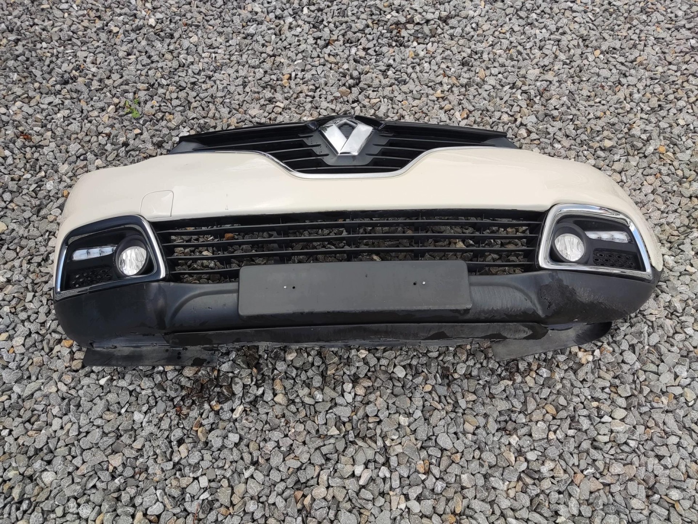 bumper front complete fog lights RENAULT CAPTUR and 2013-2016