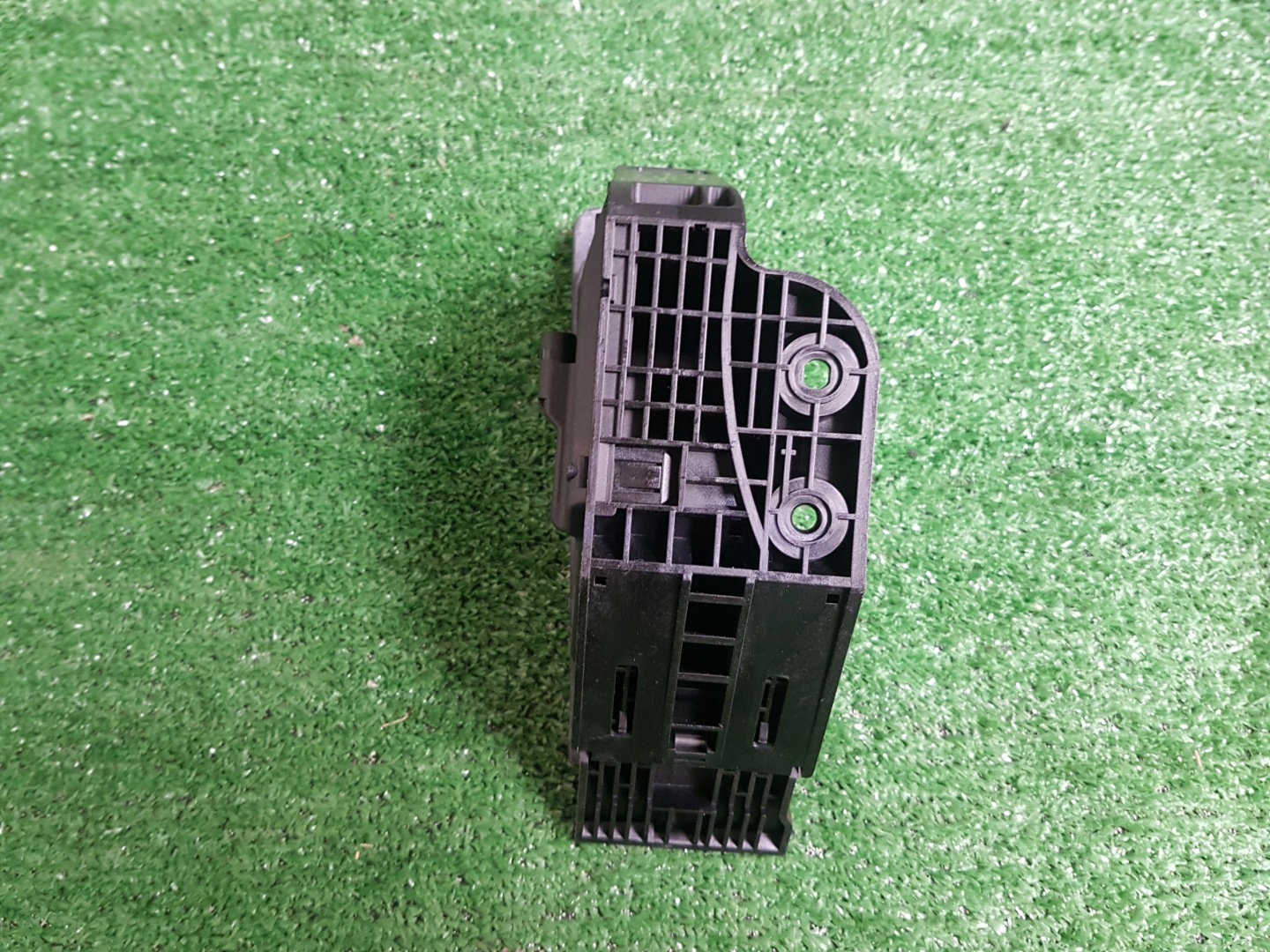 accelerator pedal MERCEDES-BENZ C KLASA W205 A2053000104