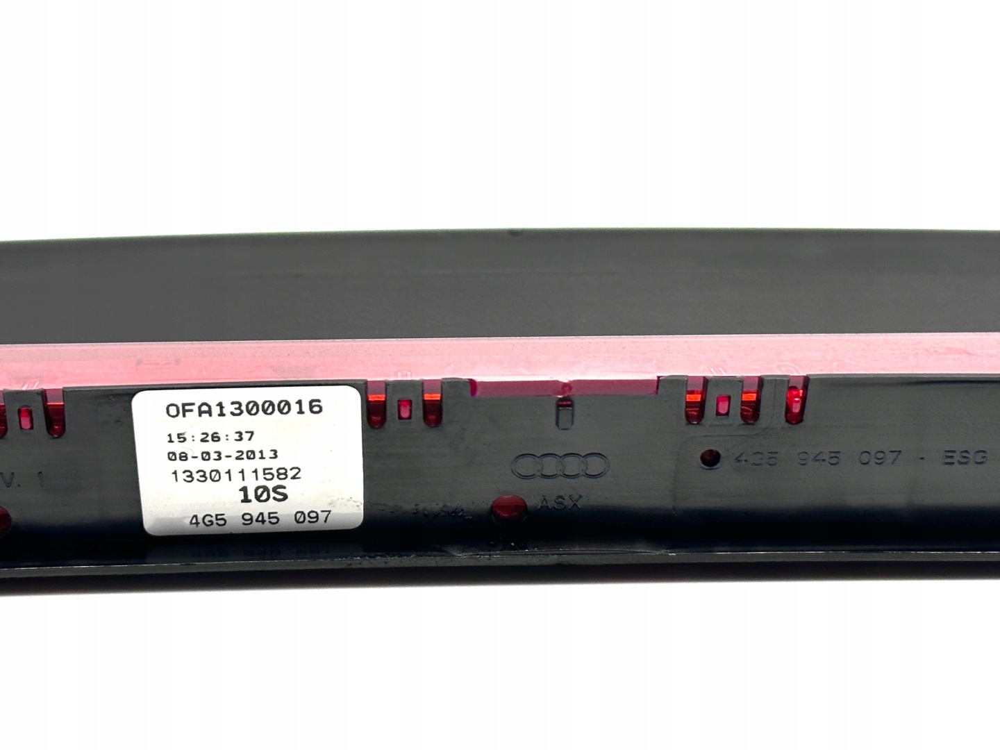 AUDI A6 S6 C7 sedan light STOP light TRZECI STOP 4G5945097