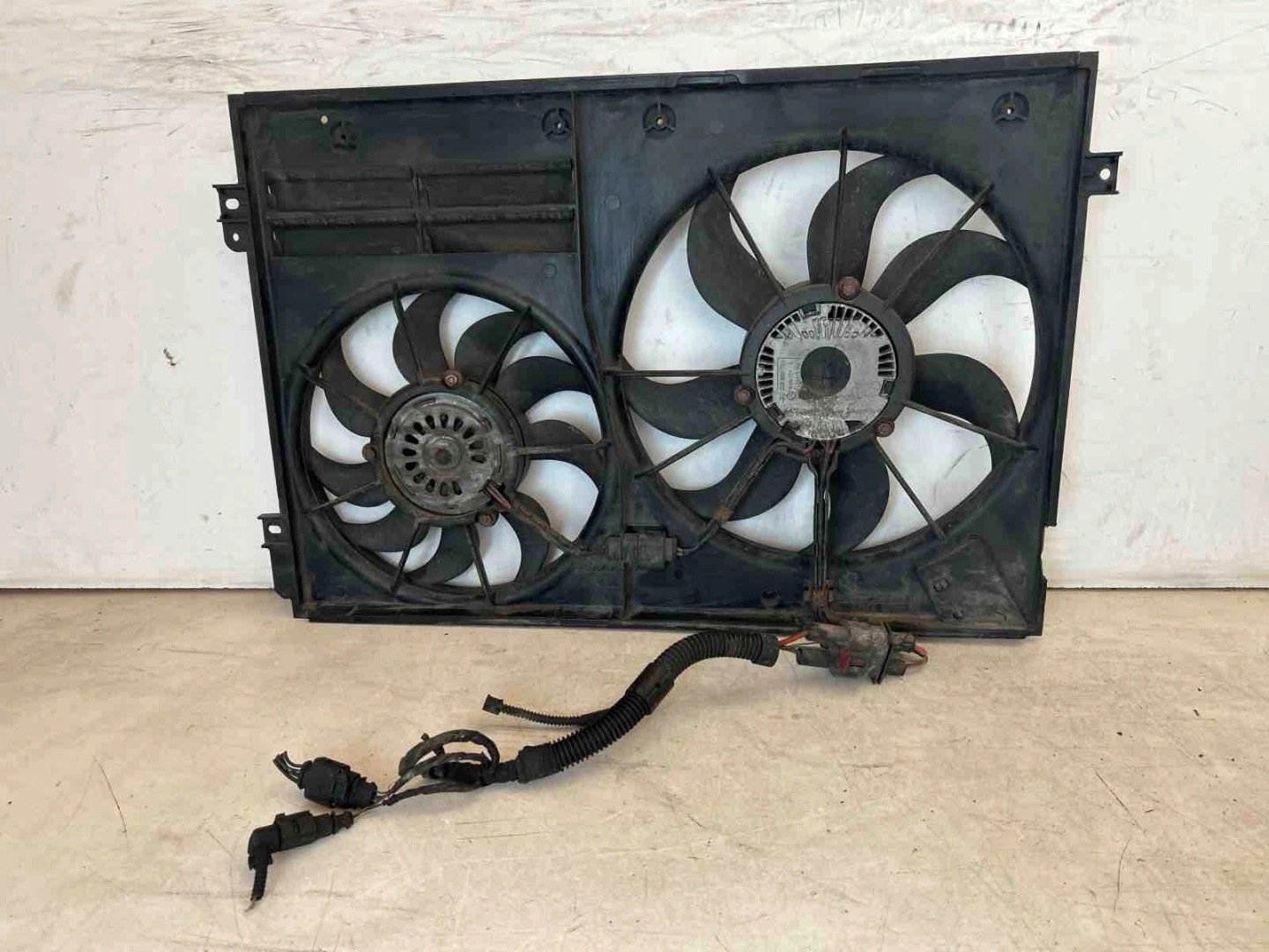 obal ventylátora ventilátor Volkswagen Caddy III Touran a Passat B6 2.0