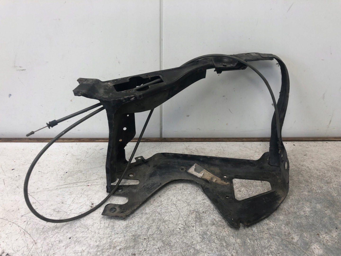 holder lights OKULAR left MERCEDES W220