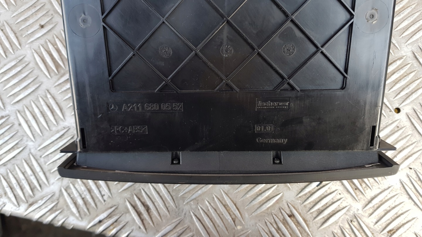 MERCEDES W211 switch PANEL GRZEANE seats AWARYJNY A2116800552