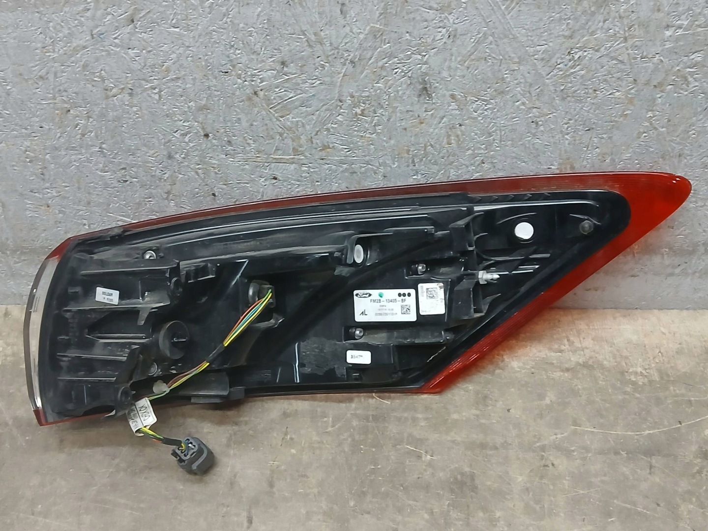 light rear part left FORD S-MAX S MAX MK2 LIFT 15- LED FM2B13405BF
