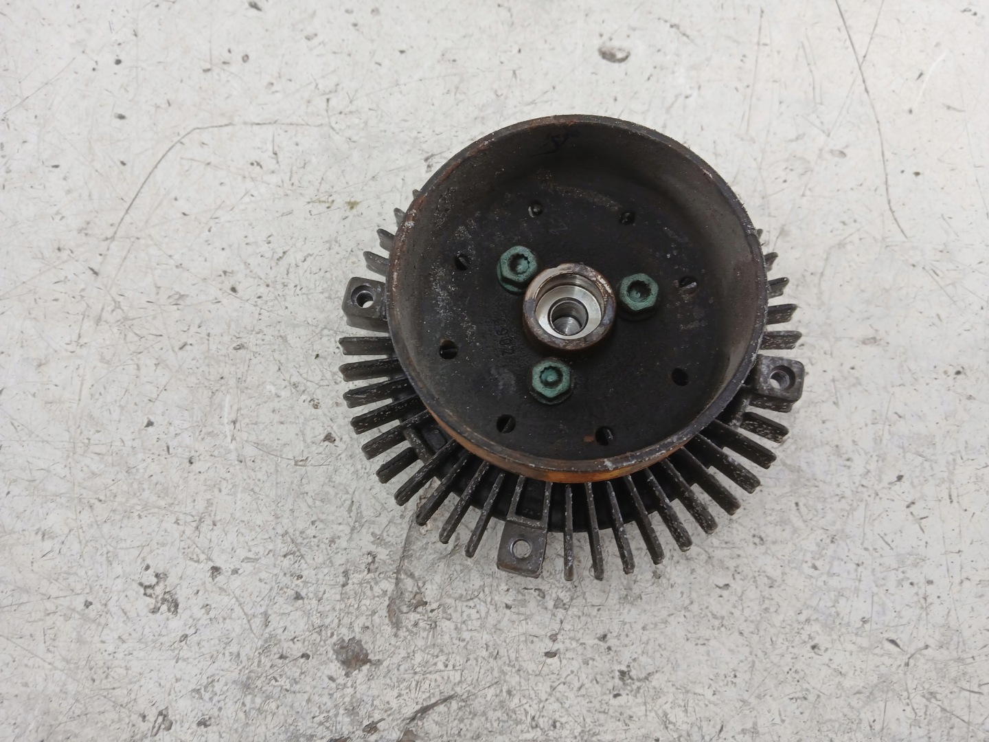 VW PASSAT B5 1.9 TDI WISKOZA kvačilo ventilatora 06B121347