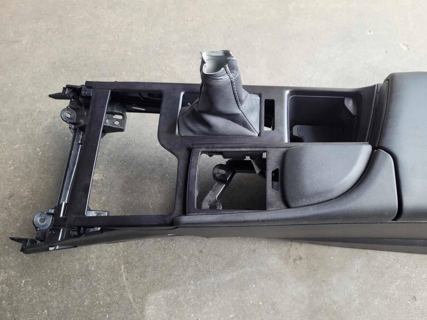 TUNEL central armrest ARMREST ANGLIK LEXUS ES VII 7 300 H