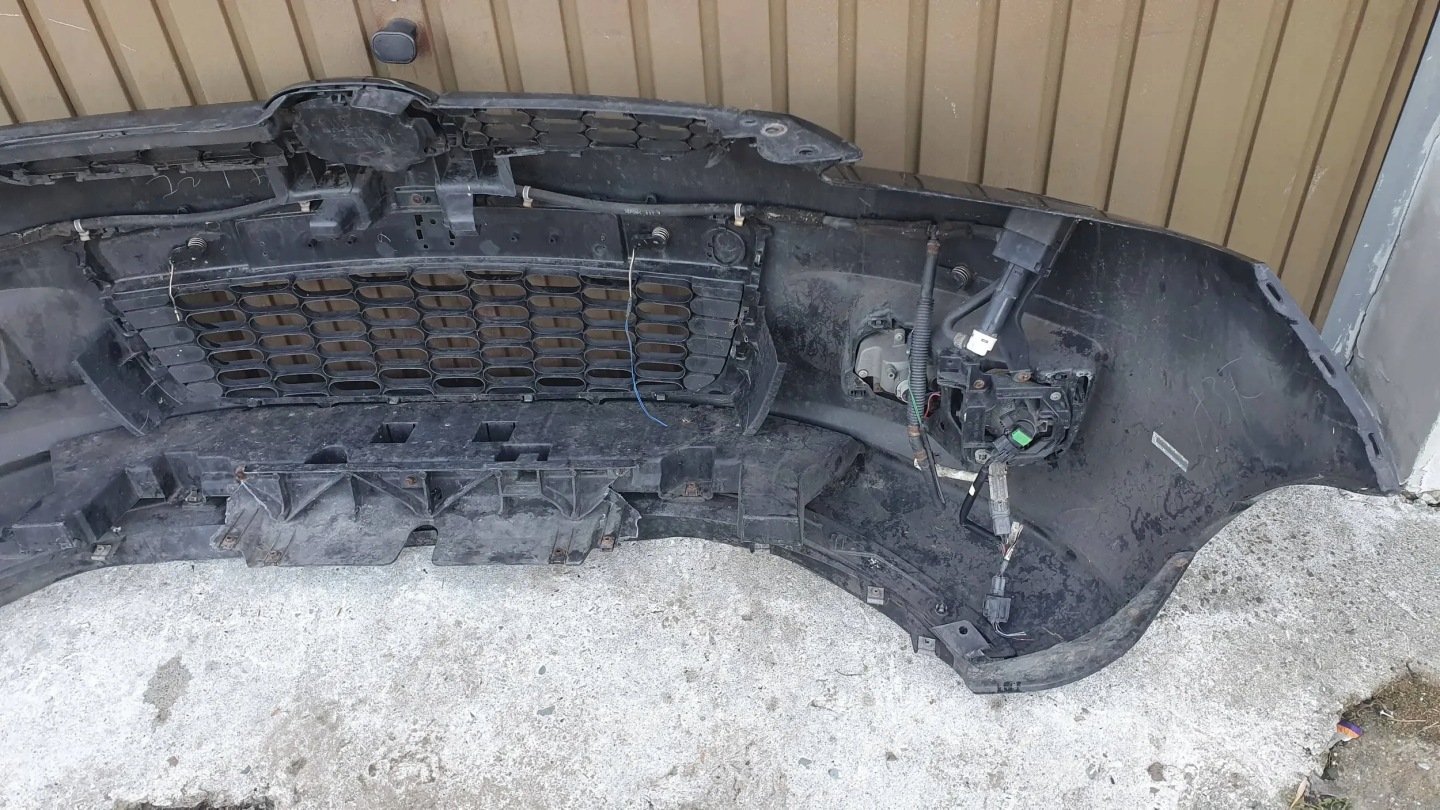 Mazda CX-7 Xenon PDC Frontstoßstange vorne $