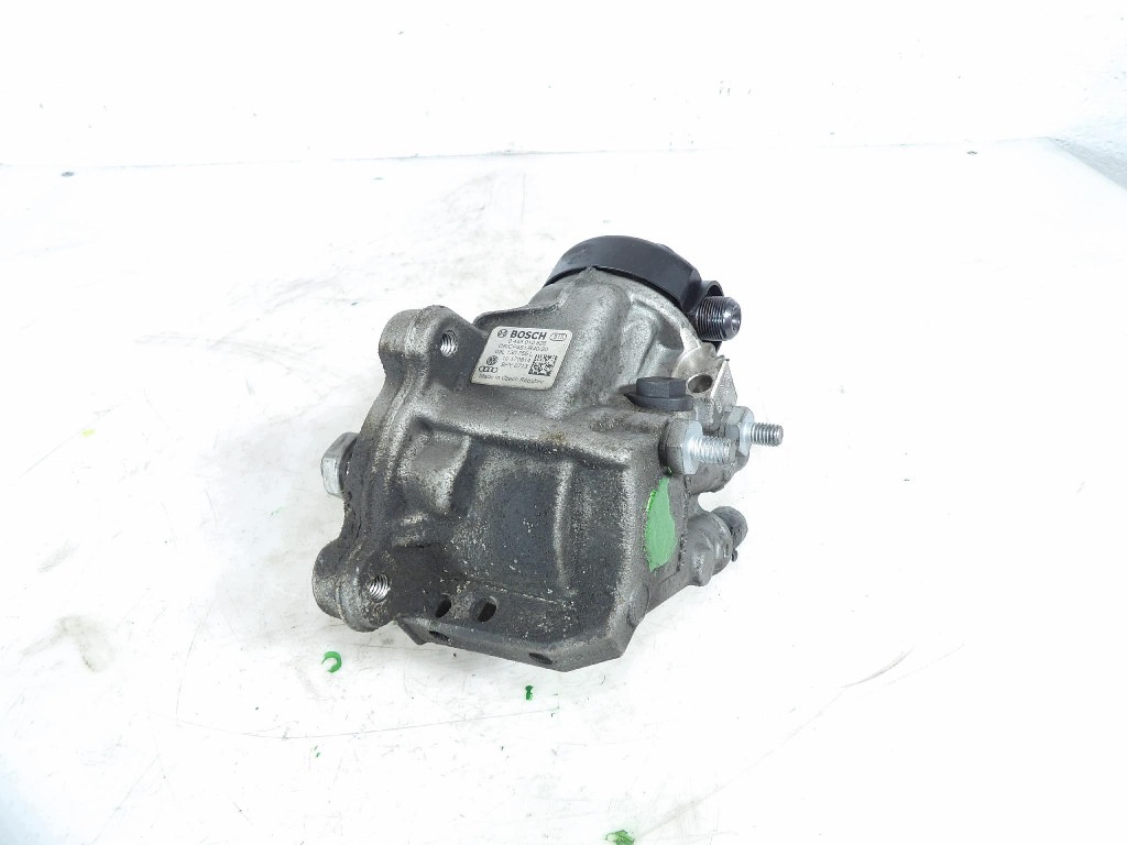 injection pump 2.0TDI VW PASSAT B7 03L130755L CFFB