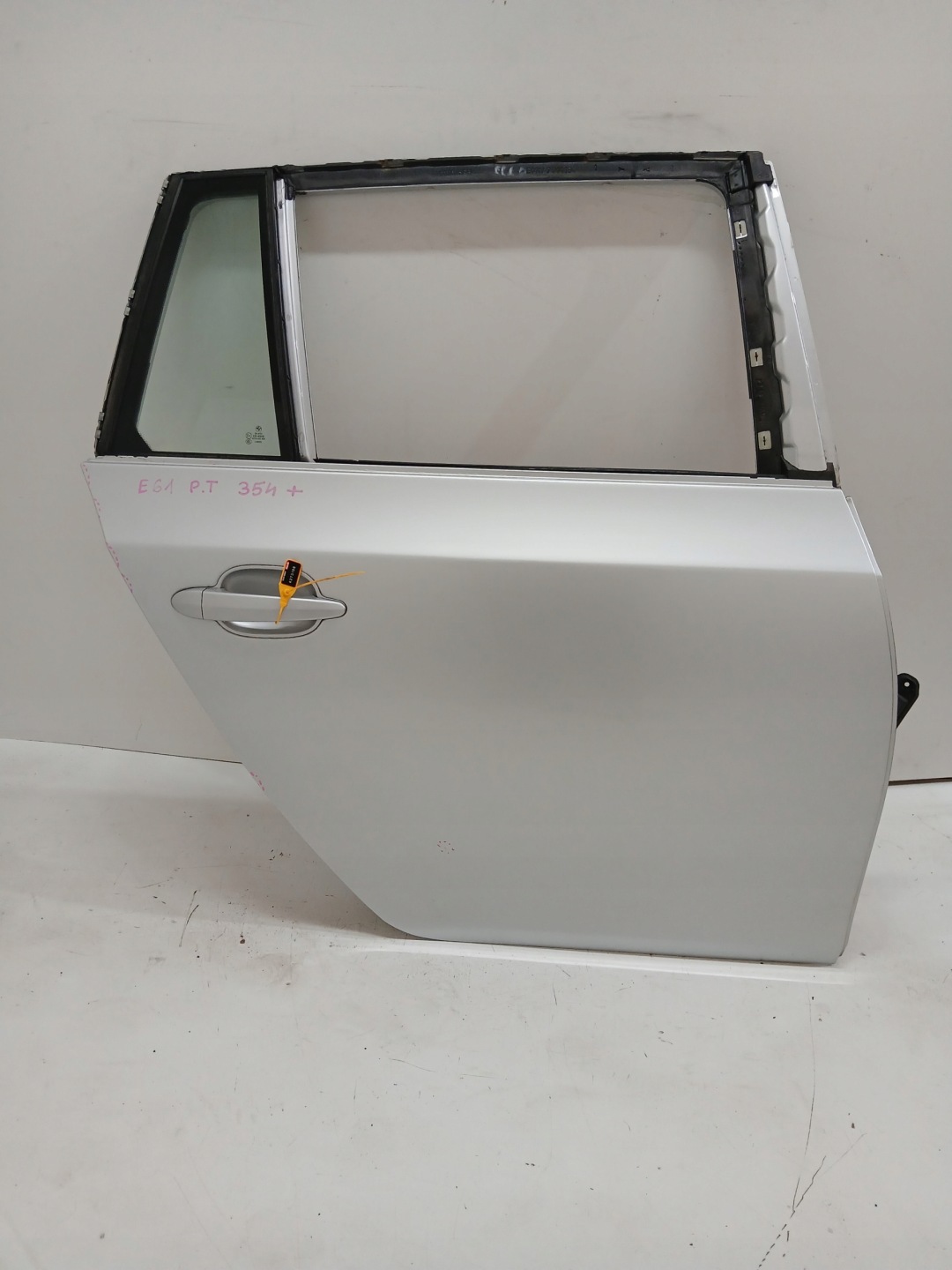 BMW E61 door right rear. TITANSILBER 354/7