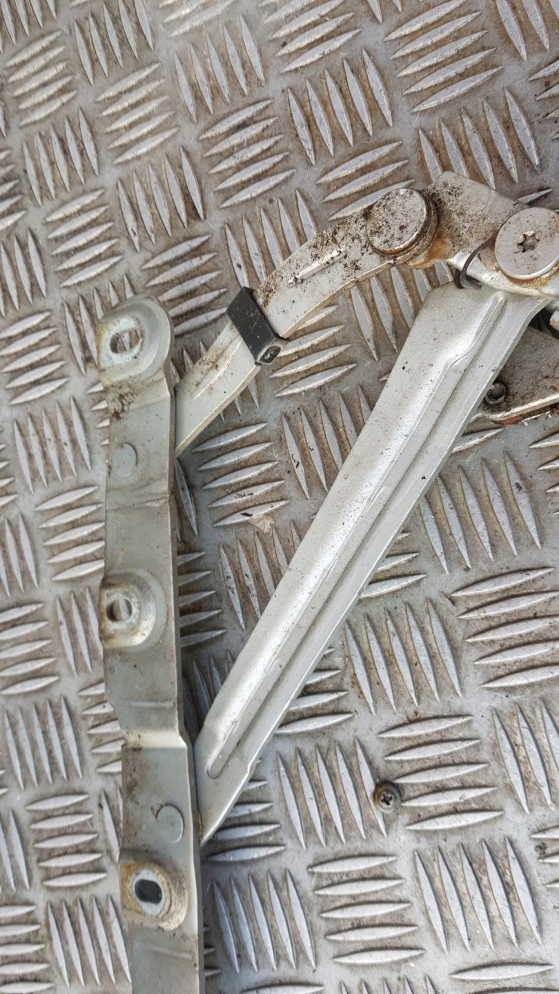 MERCEDES W220 hinge bonnets left right front 744