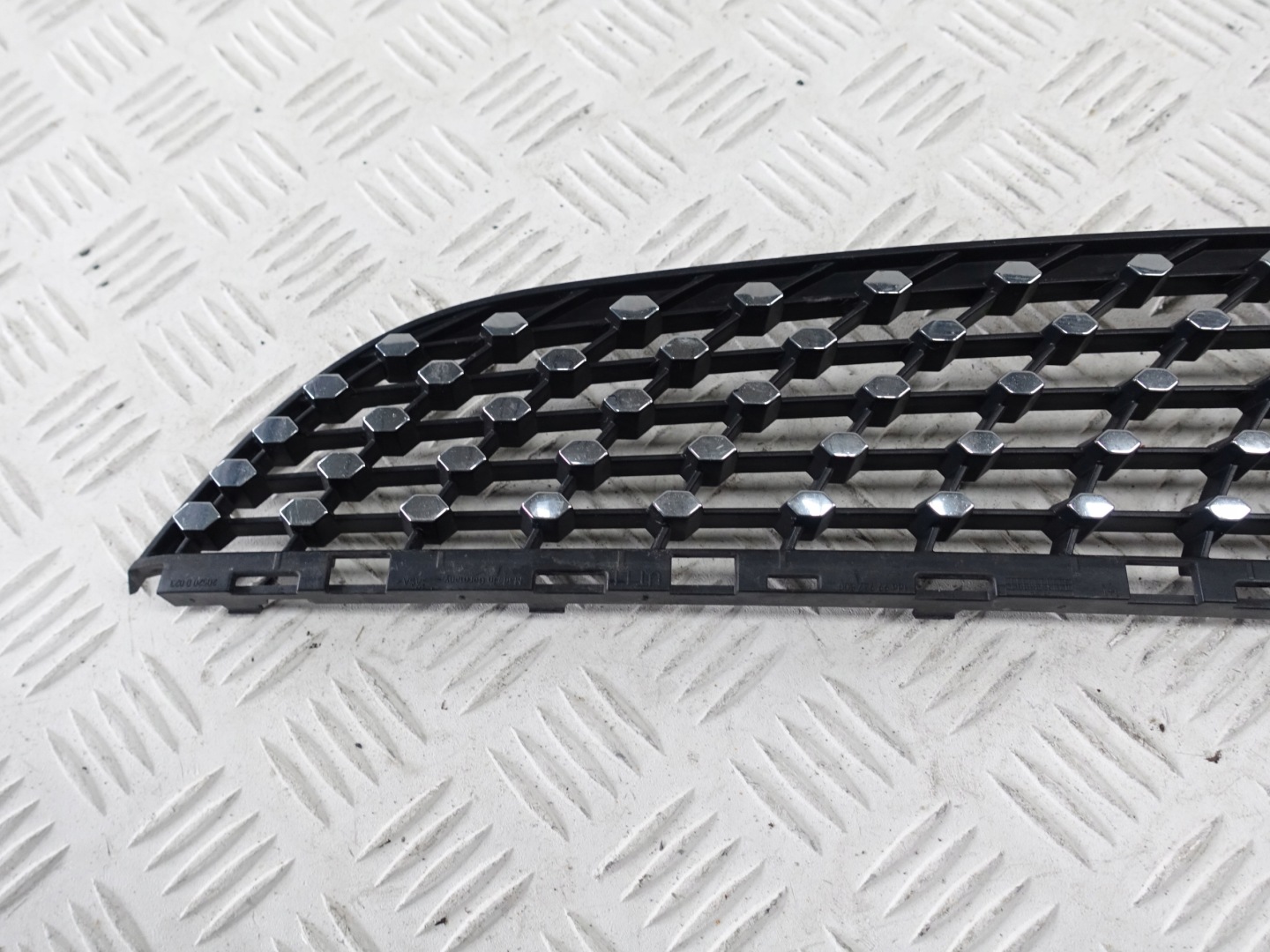 MERCEDES CLA C117 AMG grill grille grid left