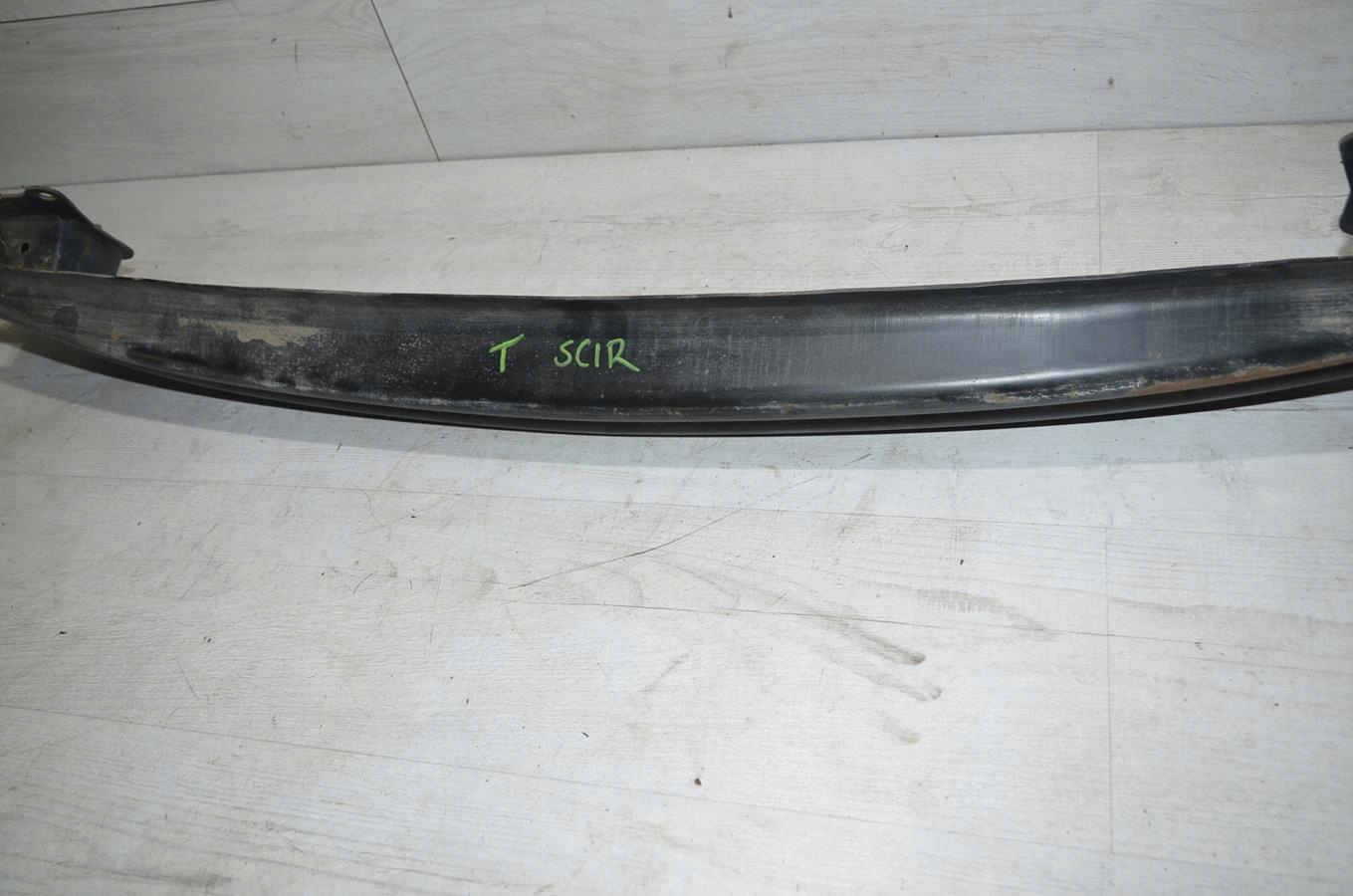 träger unter Stoßstange heck VW Scirocco 1K8 2013r