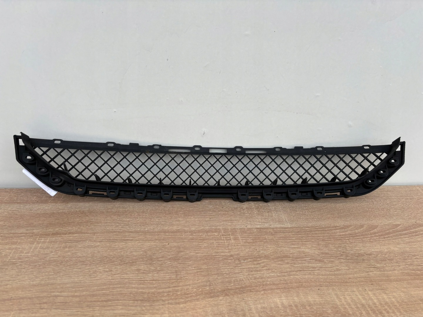 BMW 3 E46 COUPE CABRIO 98-01 ROK grid of a bumper front 51118204363 KA7/034