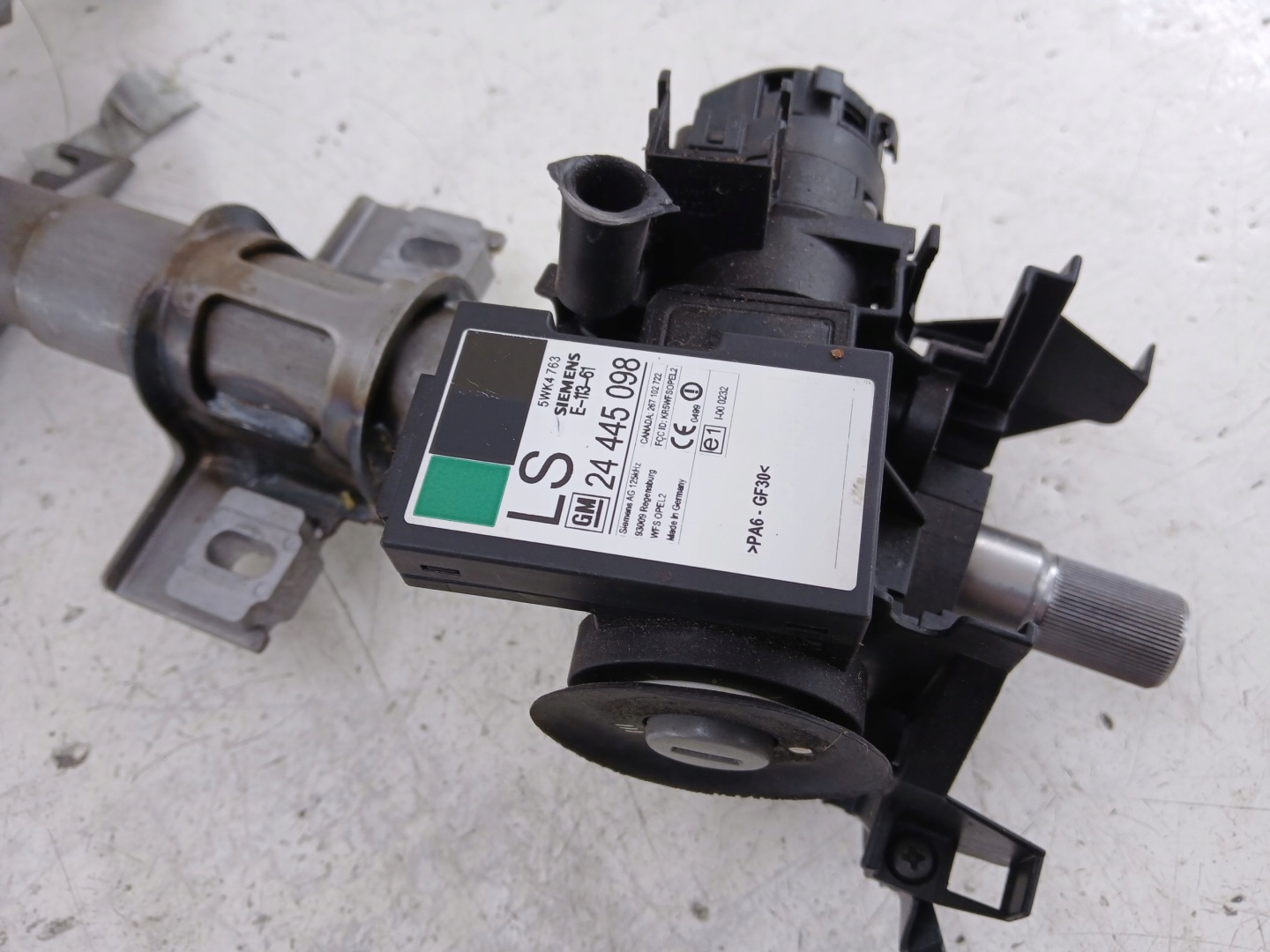 OPEL AGILA A steering wheel rod control 38720-83E40 48200-83E64