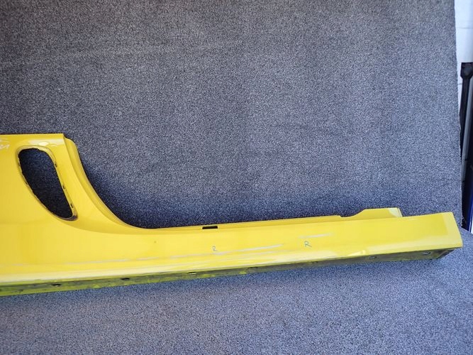 PORSCHE BOXTER CAYMANN 981 moulding threshold right
