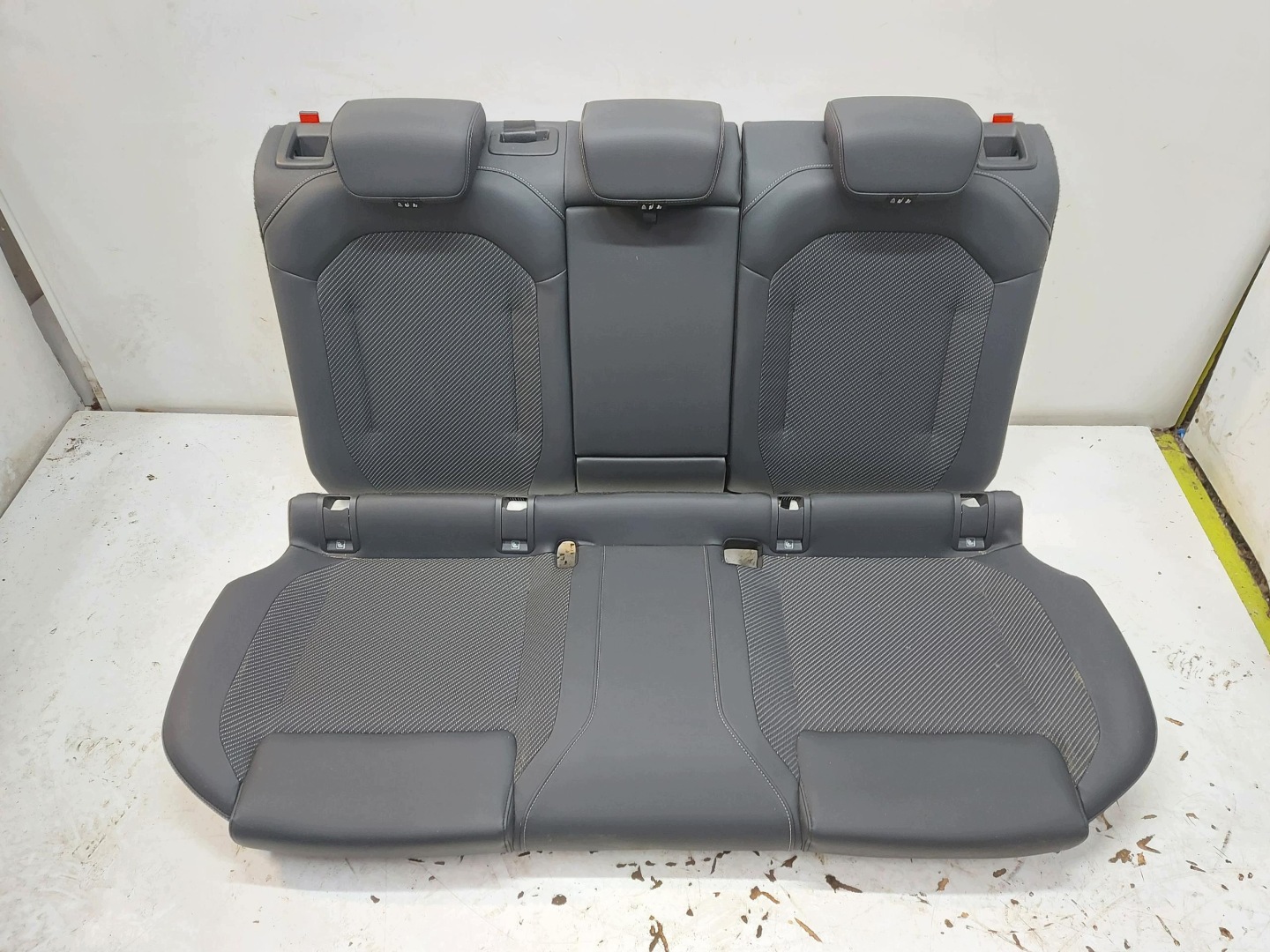 Ford Explorer VII R2KB Sitze komplet RHD UK