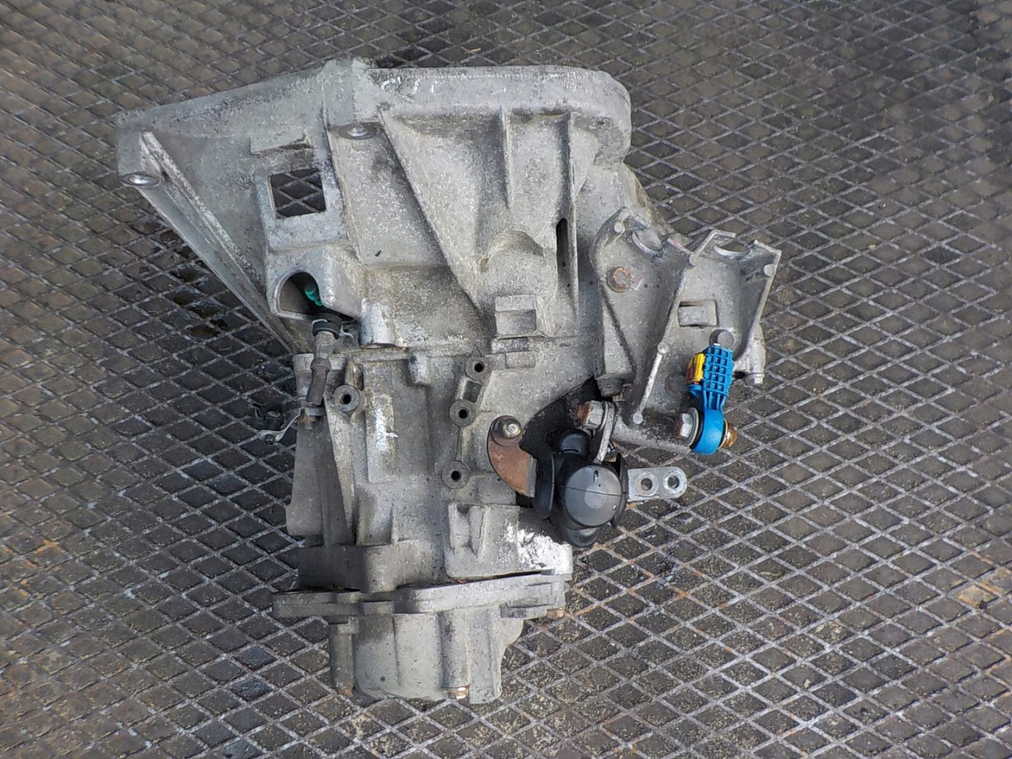 ALFA ROMEO 147 2.0 B Getriebe 46759823 46736758