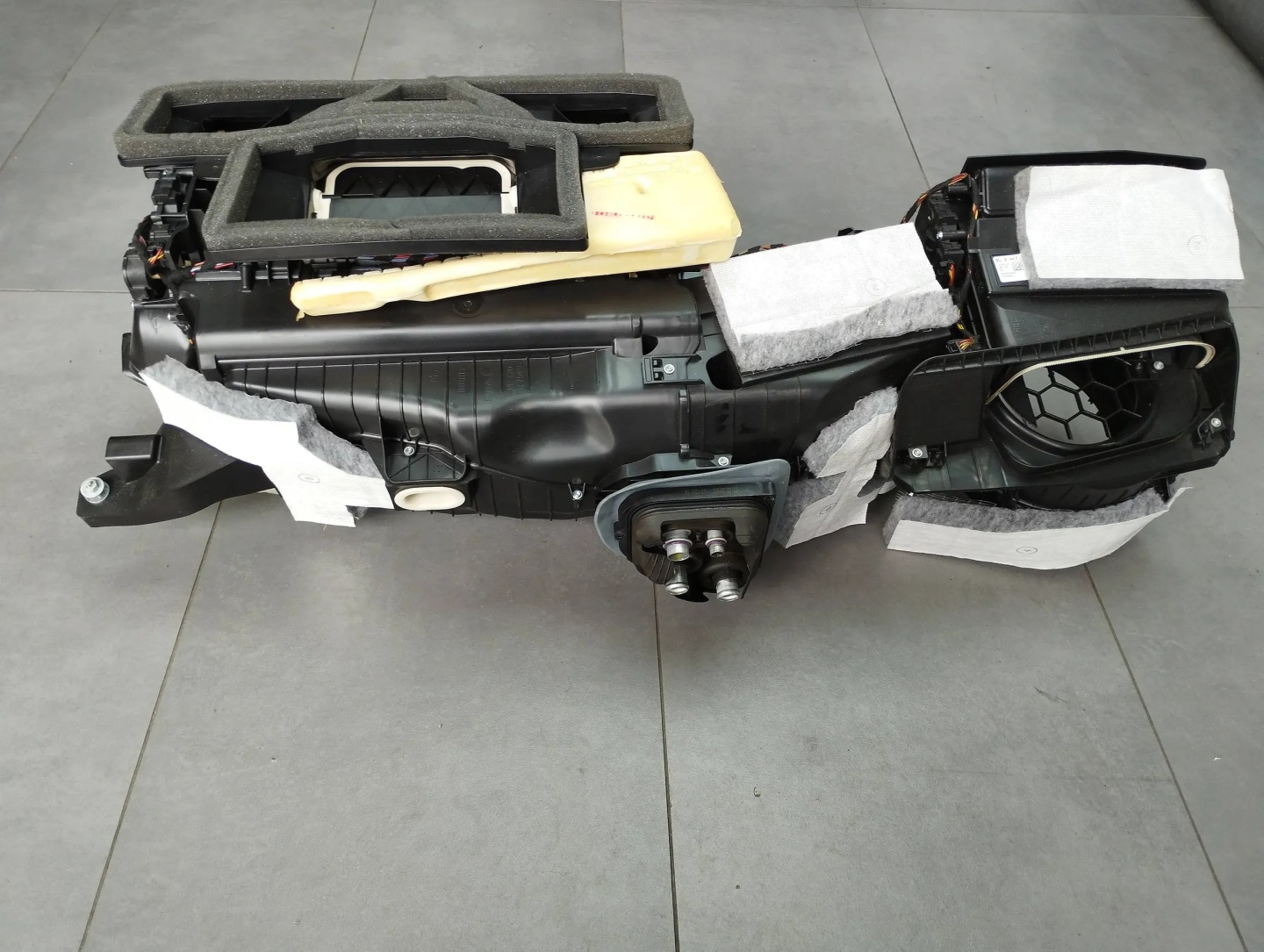 BMW 7 G11 heater 9299696 UK